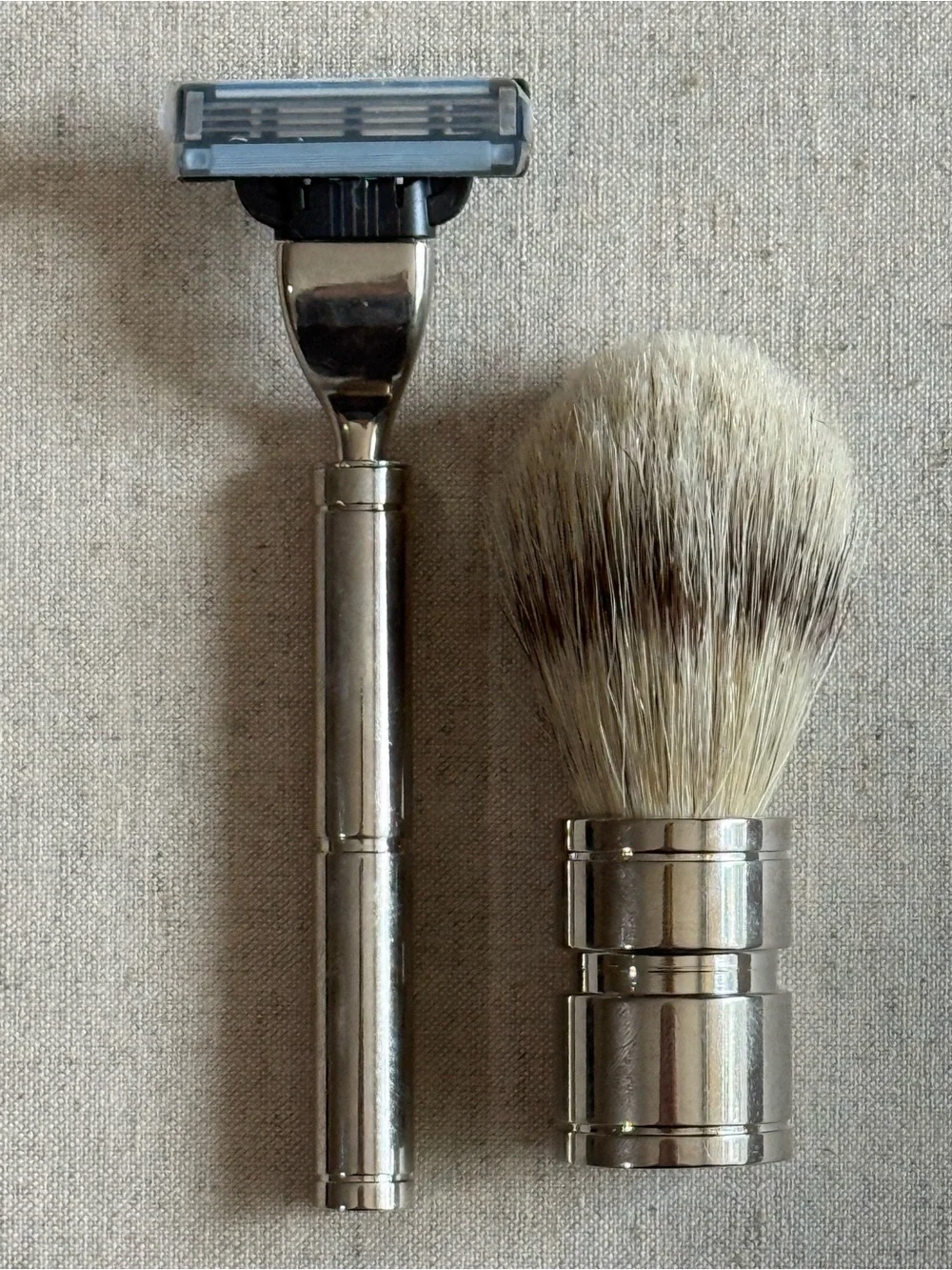 Vintage-Style Silver Safety Razor & Shaving Brush Set | Classic Men’s Grooming